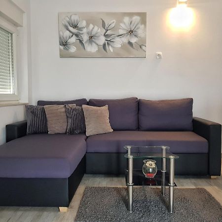 Apartman Nela Lejlighed Kaštel Sućurac Eksteriør billede